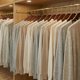 thumbnail image 3 of REGALWOVEN 2 piezas de perchas de madera, perchas duraderas que ahorran espacio de 360 grados para ropa, pantalones, faldas y camisas Retro, 3 of 6