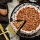 thumbnail image 5 of Juego de cuchillo y servidor para pastel GURUDAR, acero inoxidable dorado, 5 of 9