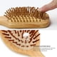 thumbnail image 4 of Juego de cepillos y peines de bambú para el cabello, peine para mujer y cepillo de paleta de madera desenredante, ideal para cabello húmedo o seco., 4 of 7