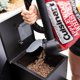 thumbnail image 3 of Dispensador de bolsas de pellets de madera para barbacoa y clip Cuisinart CPA-3310, 3 of 9