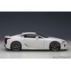 thumbnail image 4 of Coche a escala AUTOart Lexus LFA Blanco más blanco 1/18 con interior, 4 of 9