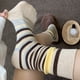 thumbnail image 1 of Xiao Hua 3 Pares de Calcetines de Media Longitud de Punto Caqui con Patrón de Rayas, Calcetines retro Cálidos Casuales, Calcetines Diarios Suaves, Ligeros y Transpirables con un Estilo simple, Todo, 1 of 2