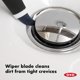 thumbnail image 2 of Juego de cepillos OXO Good Grips Deep Clean Blue con limpiaparabrisas, 2 of 6
