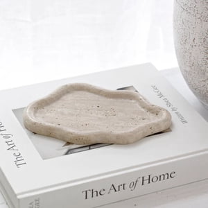 Santú Home & Deco - Bandeja De Piedra Irregular Cloud Travertino