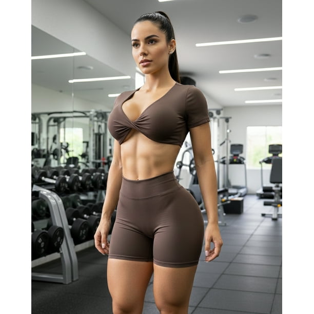 Conjunto Deportivo Peto con Mangas Cortas y Short