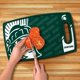 thumbnail image 4 of Tabla de cortar YouTheFan 36 cm x 23 cm Michigan State Spartans, 4 of 5
