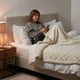 thumbnail image 3 of Manta Jacquard Polar Sherpa Martine Crema 127x152cm, 3 of 3