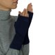 thumbnail image 1 of Mitones sin dedos de cashmere para mujer Lona Scott, azul marino, 1 of 3