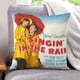 thumbnail image 1 of Cantando bajo la Lluvia Fundas de almohada de terciopelo con tema, regalos de funda de almohada, decoración para el hogar, cojín de lanzar, regalo de cumpleaños para fans y parejas.61*61cm., 1 of 6