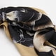 thumbnail image 3 of Pañuelo Mediano Tipo Seda De 90x90cm Animal Print Con Borde beige Talla Única, 3 of 4