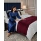 thumbnail image 4 of Bufanda de Cama Plush Premium Confort Termico, 4 of 6
