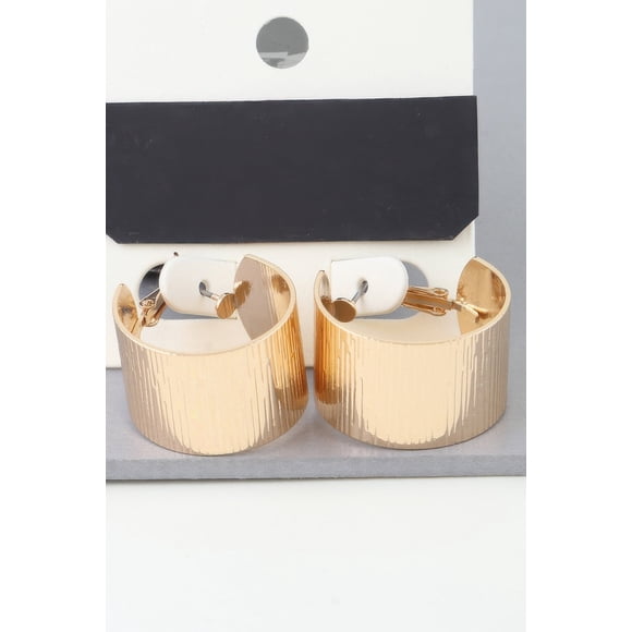 Pendientes Anchos De Aro Acanalados Fashnzfab Dorado