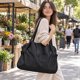 thumbnail image 2 of Bolso Plegable de Compras Grande Tipo Shopper con Bolsillo con Cierre y Asas Largas, 2 of 8