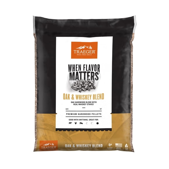 Pellets de madera Traeger mezcla de roble y whiskey, bolsa de 8,1 kg
