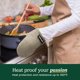 thumbnail image 3 of Guante de cocina Best Brands 14 cm x 18 cm (2 unidades) resistente al calor, 3 of 7