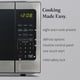 thumbnail image 3 of Horno microondas Farberware, 0.9 pies cúbicos, 900 W de potencia, acero inoxidable, 3 of 6