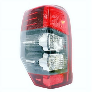 Repuestos Del Sol - Farol Trasero Izquierdo Mitsubishi L200 Dakar 2.4 4N15 Kl1T Dohc 4Wd 2019 2022