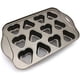 thumbnail image 2 of Moldes redondos para muffins con base extraíble, antiadherentes, con 12 agujeros, para tartas de chocolate, huevos y tartas, con forma de corazón para fiestas, cumpleaños y San Valentín, de 13 pulgada, 2 of 5