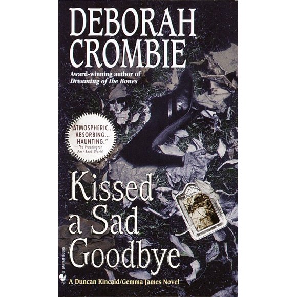 Libro Bantam "Kissed a Sad Goodbye" Duncan Kincaid y Gemma James