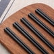 thumbnail image 4 of Palillos HIWARE de fibra de vidrio, 10 pares, aptos para lavavajillas, negros, 4 of 7