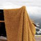 thumbnail image 3 of Manta HORIMOTE HOME ultrasuave Sherpa Mustand amarilla, 3 of 7