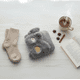 thumbnail image 4 of Guatero de peluche kawaii con bolsillo para calentar manos, 4 of 5