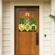 thumbnail image 2 of Letrero de bienvenida para puerta de entrada con diseño de gnomos de trébol, decoración irlandesa para interiores y exteriores para el Día de San Patricio. Yuxun, 2 of 7