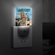 thumbnail image 4 of La Tierra del Olvido Luz nocturna LED con sensor de anochecer a amanecer para dormitorio, baño, pasillo, escaleras - Lámpara LED nocturna de enchufe, 0.5W - 1 pieza, 4 of 6