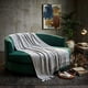 thumbnail image 2 of MANTA DECORATIVA CON DISEÑO LINEAS ZIGZAG 127X172 CM M03, 2 of 4