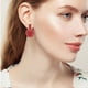 thumbnail image 5 of Pendientes elegantes de aleación con forma de gota de diamantes de imitación redondos para mujer y niña (rojos), 5 of 5