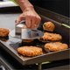 thumbnail image 5 of Prensa para Hamburguesas BLACKSTONE Smash & Sear de Acero Inoxidable, 5 of 6