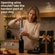 thumbnail image 2 of Set de abridor eléctrico de vino WineWhiz recargable de acero inoxidable, 2 of 8
