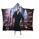 thumbnail image 2 of Harry Styles Manta Capa con Capucha Anti-Bolitas, Manta de Lana Ártica Suave, Manta Portátil de Felpa Ligera y Lujosa, Poncho para Siesta en Casa y Oficina, 100*130cm, 2 of 6