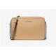 thumbnail image 1 of Bolso Crossbody Grande Jet Set Para Mujer Color Camello Talla East West, 1 of 4