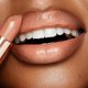 thumbnail image 3 of Labial Charlotte Tilbury K.I.S.S.I.N.G Hidratante Nude, 3 of 6