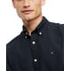 thumbnail image 2 of Camisa Tommy Hilfiger Oxford de manga larga con botones para hombre, 2 of 3