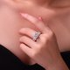 thumbnail image 4 of Juego de Anillos de Boda de Moissanita de 5 Quilates Color D VVS1 Anillos de Compromiso de Moissanita de Plata Esterlina 925 Juego Nupcial para Mujer Talla 5-9, 4 of 7