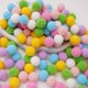 thumbnail image 1 of Bolas De Pelo Para Manualidades 100 Unidades Colores Surtidos Diámetro 2 Cm Bolas De Felpa Suaves Y Esponjosas Para Proyectos De Manualidades Decoración De Fiestas Y Festivales, 1 of 3