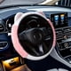 thumbnail image 1 of Funda Para Volante De Coche, Mullida Y Suave Felpa Para Invierno Cálido, Bonito Protector De Volante Con Orejas De Gato Gatito, Universal De 15 Pulgadas, Elástico Y Antideslizante, 1 of 6
