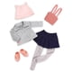 thumbnail image 1 of Accesorio Muñeca Tenida vuelta a clases, 1 of 3
