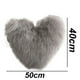 thumbnail image 2 of Esta almohada de peluche con forma de corazón es perfecta para San Valentín y el Día de la Madre. Almohada con forma de corazón., 2 of 5