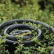 thumbnail image 2 of 10 serpientes de goma falsas realistas, negras, que parecen reales, para bromas. Serpiente cobra de 124 cm de largo., 2 of 7