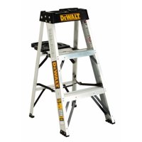 Escalera Dewalt Dxl2010-03 De 3 Pies Con Capacidad Para 300 Libras, Color Plateado