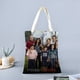 thumbnail image 2 of Cartera de Tela Desmarcar Modern Family 40x40cm, 2 of 6
