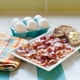 thumbnail image 2 of Bandeja para tocino y descongelador de alimentos Nordic Ware 60150 para microondas, 2 of 4