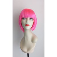 Yukito - Peluca Sintética Melena Corta Fucsia Ideal Para Disfraz