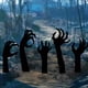 thumbnail image 1 of 5pcs/pack Halloween Black Hands Yard Signs With Stakes Scary Silhouette Halloween Decorations For Outdoor Yard Lawn Garden Halloween Decor, 1 of 4