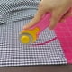 thumbnail image 2 of Cuchillo Rotativo Para Tela Pink Color 45 Mm, 2 of 3