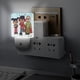 thumbnail image 5 of Xavier Riddle y el Museo Secreto Luz nocturna LED con sensor de anochecer a amanecer para dormitorio, baño, pasillo, escaleras - Lámpara LED nocturna de enchufe, 0.5W - 1 pieza, 5 of 6