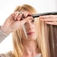 thumbnail image 4 of Tijeras de corte de pelo profesionales de peluquería/salón con filo de navaja, tijeras de acero inoxidable para el cabello, ideales para peluquería con hojas muy afiladas, 4 of 8